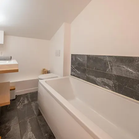 Appartement Spacieux Duplex Rénové Centre Les 2 Alpes 10 Pers - Fr-1-546-10